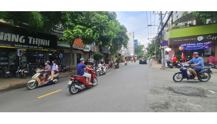 SỐC-Cho thuê nhà MẶT TIỀN Tân Quý 80m2 , 2 Lầu - GẦN  CHUNG CƯ